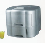 As a Chinese supplier we supply China-made ICE MAKERS-Portable Ice Maker with good quality at reasonable price